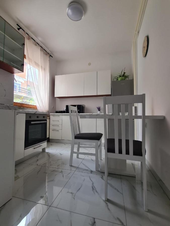 House Delboy With Garage, Crnomerec Zágráb Kültér fotó